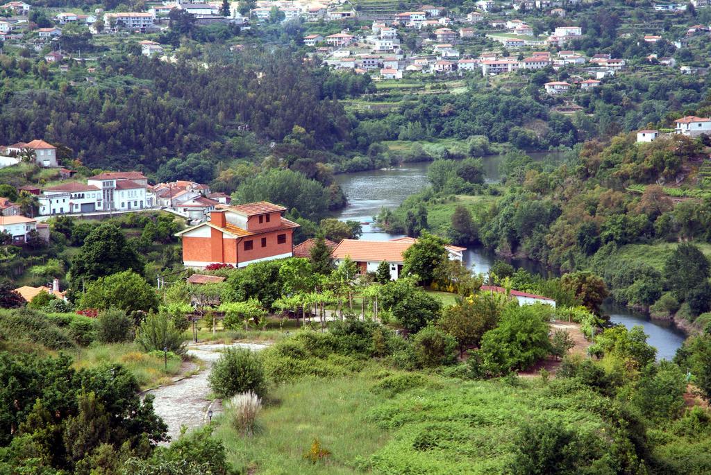 Отель Quinta Das Vessadas Каштелу-ди-Пайва Экстерьер фото